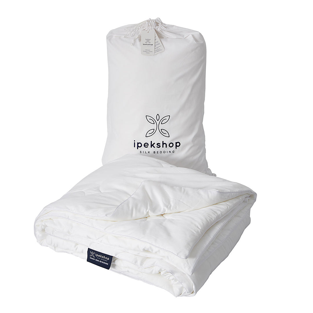 İpek Yorgan Çantası